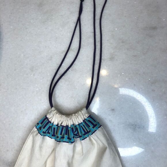 Tory Burch canvas dustbag with drawstring - Picture 4 of 7